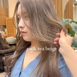 【🉐コスパ◎❣️❣️ブリーチしてる方必見🫧】ブリーチリタッチ+オンカラー＋キューティクルケアトリートメント付き✨️