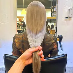 🍇2、3回目ご利用お客様クーポン🍇ダブルカラー（ブリーチ込み）＋1stepトリートメント