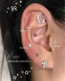 大人気🎀 耳つぼジュエリー👂🏻✨️