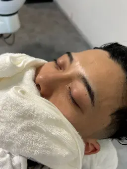 シェービング（眉カット付）