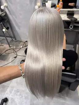 🩶ホワイトブリーチ⛓️‍💥2回ブリーチ･ケアブリーチ付き