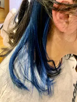 【さりげなく個性出す✨✨】インナーカラー➕ｼｬﾝﾌﾟｰﾌﾞﾛｰ※ブリーチなしは¥6000※前頭カラー追加は➕¥1500