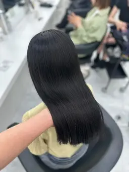 ［うねりや広がりが気になる方🪄］メンテナンスカット＋縮毛矯正🍃