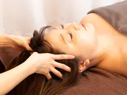 ☆ミニモ価格☆【かっさ頭皮ケア70分】かっさ頭+頭蓋骨矯正(ヘッド)+整顔+首肩オイルリンパ