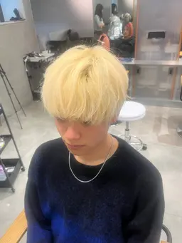 【メンズ限定👱🏼‍♂️】ブリーチ1回抜きっぱなしブロンド！10000円→8500円