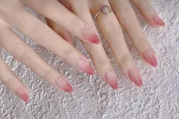 チーク/カラーグラデーションネイル💅