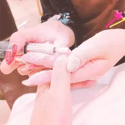 オフのみ👠🤍マシンオフ⚡️甘皮周りも綺麗にケアします💠