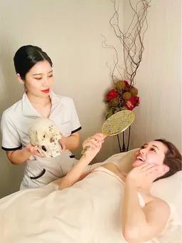 人気NO.1🎊 小顔矯正＋骨盤矯正🍀頭蓋骨から顔の歪み改善＋骨盤の歪み改善🍀骨格均整美⭐️90分