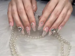 【人氣NO3】90分パーツ、スートン、シール付け放題¥7500