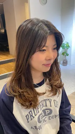 大人気レイヤーカット🇰🇷🩷顔周りだけでも印象を変えたい方などにおすすめ✨