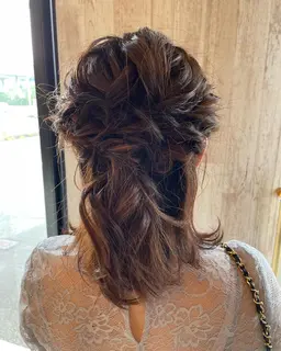 ヘアセット ハーフアップ