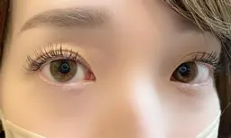 パリジェンヌ＋マツエク（フラットラッシュ100本）　　　パリエク！人気No.1！