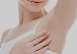 予約の取れる☆ワキ脱毛