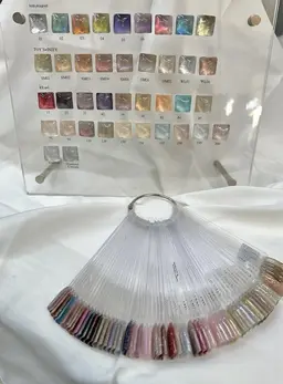 ＼新人育成モデル💅募集中／マグ ネットor フラッシュネイル🉐¥3800✨(ハンドかフット選択)