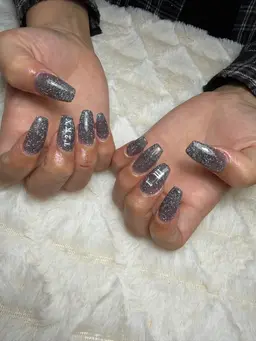 チップ長さ出し10本💅ワンカラー/ラメグラ(マグネット、フラッシュ、フラッシュマグ可)⚠️補足を必ずお読みください。