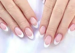 【ハンド】フレンチネイル (クリアベース)【オフあり】