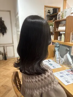 全体カラー+2種トリートメント🌷(内部補修トリートメントでサラサラの指通り)