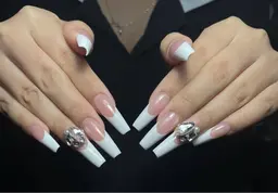 【長さだし込み】☆フレンチネイル☆