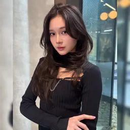 韓国風レイヤーカット／顔周りカット／ハッシュカット