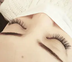 ✨フラットラッシュつけ放題✨