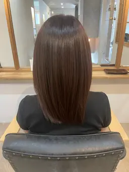 酸性ストレート ブリーチ毛や、エイジング毛。ダメージを最小限でストレートしたい方。