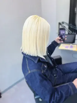 【ミニモ学割】2ブリーチ+カラー+トリートメント