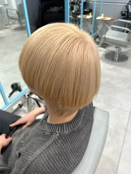 【メンズ専用】全頭ワンブリーチ➕オンカラー🌈赤、ピンク、オレンジ暖色系✨️☀️⚠️ホワイトレベル❌