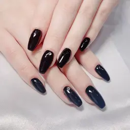 12月27日まで✨️ワンカラー★オフ＆ケア付き次回予約で同額施術◎