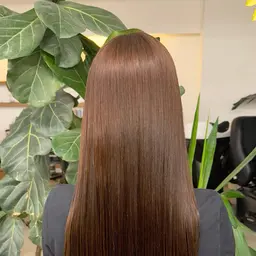 《透明感イルミナカラー》+高濃度炭酸泉