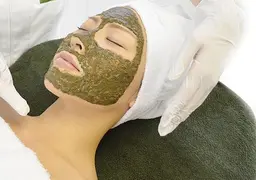 🍀100%天然ハーブピーリング🍀🍂【ニキビ・しみなど肌質改善】こだわり成分💆11000円