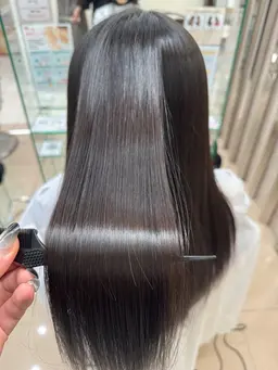 🌕毛先カット+✨️乾かすだけでまとまる美髪矯正✨️+超音波トリートメント🫧