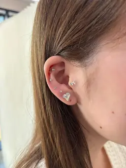 学割✨耳ツボジュエリー💎12粒ジュエリー選び放題　シンプルなジュエリーからキャラクタージュエリー　多数ご用意🫧