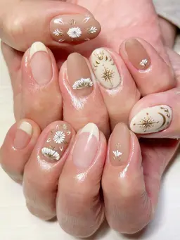 ハンドネイル💅アートやり放題(ケア込み)オフなし✨