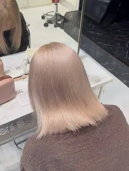 【🦋ダブルカラー🦋】（リタッチブリーチ➕ワンカラー➕トリートメント）