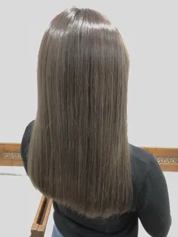 【ダメージを最小限に抑えて地毛のような自然なストレートに！】髪質改善酸性縮毛矯正&髪質改善トリートメント