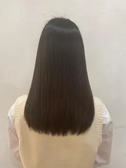 ⚫️艶髪 縮毛矯正➕ケラスターゼトリートメント1種類付き✨