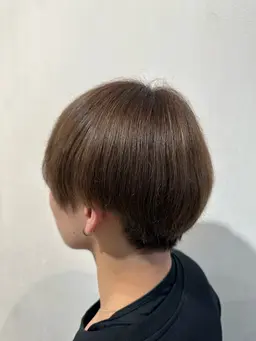 骨格似合わせカット＋ノーマルカラー