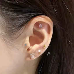 耳つぼジュエリー