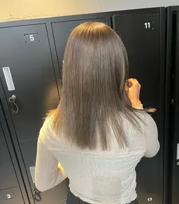 ⭐️練習モデル限定価格⭐️ケアブリーチWカラー+トリートメント