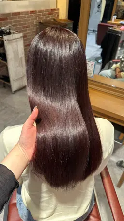 【うねりが気になる方はこちら✨】デザインカット+艶髪ストレート矯正