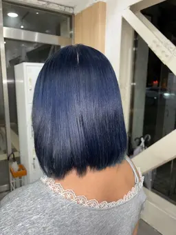 🩵ブリーチ＋オンカラー＋トリートメント🩵