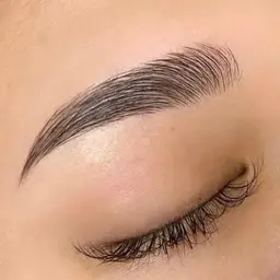 SNSやTV・雑誌で話題沸騰☆大人気！美眉ハリウッドブロウリフト　¥4980