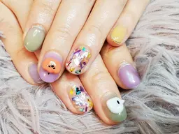 【痛ネイル】オフ＋痛ネイルアート3本まで※1週間前予約