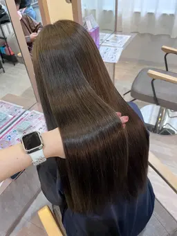 【残り1名様限定❣️】縮毛矯正🪄癖やうねりなどが気になる方にオススメ!サラサラで艶々に🫧