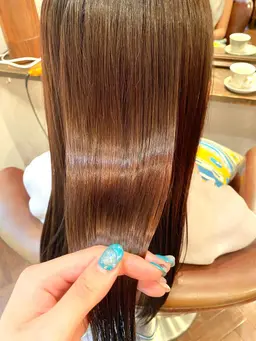 💙縮毛矯正＋保湿トリートメント✨