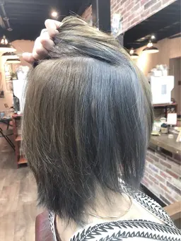 🍎インナーカラー（ブリーチ）＋全体カラー＋トリートメント🔸お支払い現金のみ