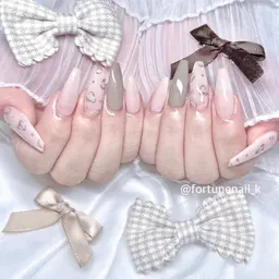 新春🎍クーポン12/28限定🤍ガーリー、ワンホン韓国ネイル60分持ち込みデザイン🤍ྀི