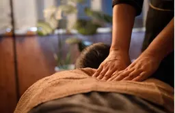 疲れた方に‼️【全身もみほぐし】60分💘