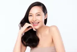 《初回限定プラン》強力集中ケア‼️時間たっぷり照射で白い歯　セルフホワイトニング　合計45分照射