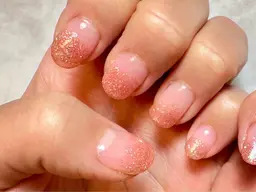 【ソフトジェルオフ込み】ラメグラデーションネイル✨(練習モニター💅)